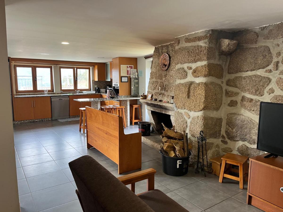 Casa Da Lage - T1 Com Piscina Privada - Geres Eksteriør billede