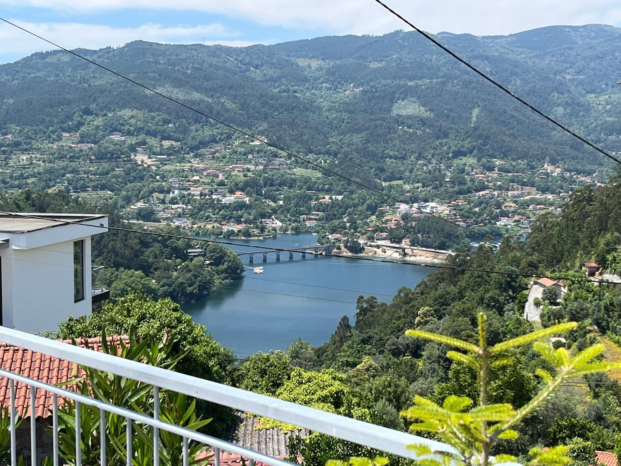 Casa Da Lage - T1 Com Piscina Privada - Geres Eksteriør billede