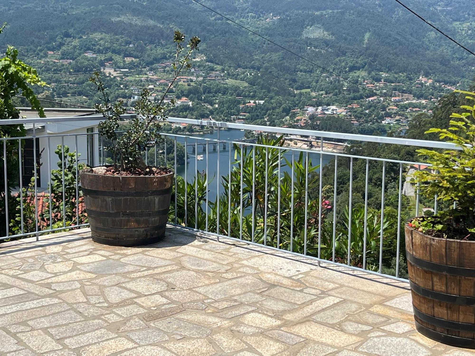 Casa Da Lage - T1 Com Piscina Privada - Geres Eksteriør billede
