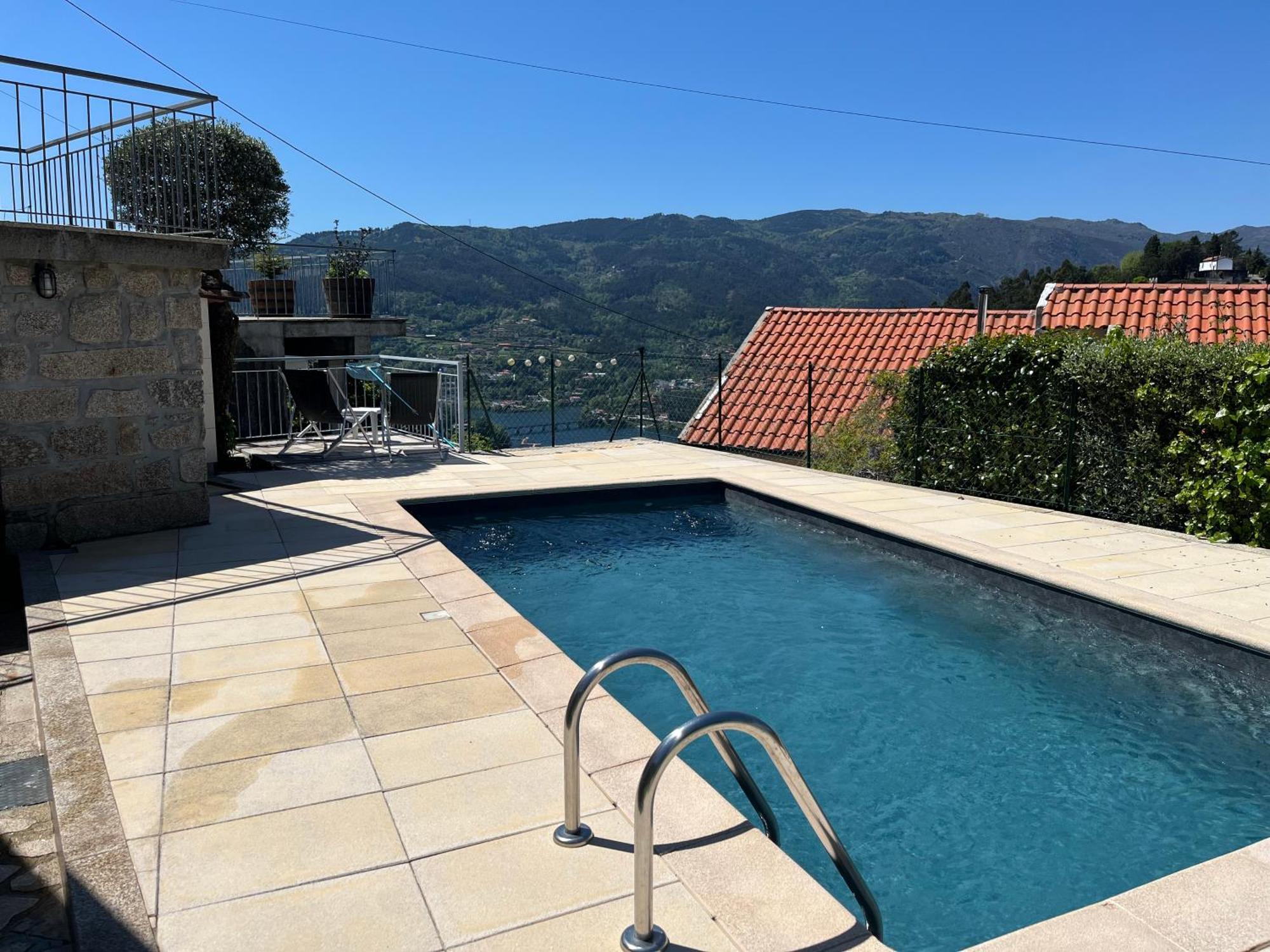 Casa Da Lage - T1 Com Piscina Privada - Geres Eksteriør billede
