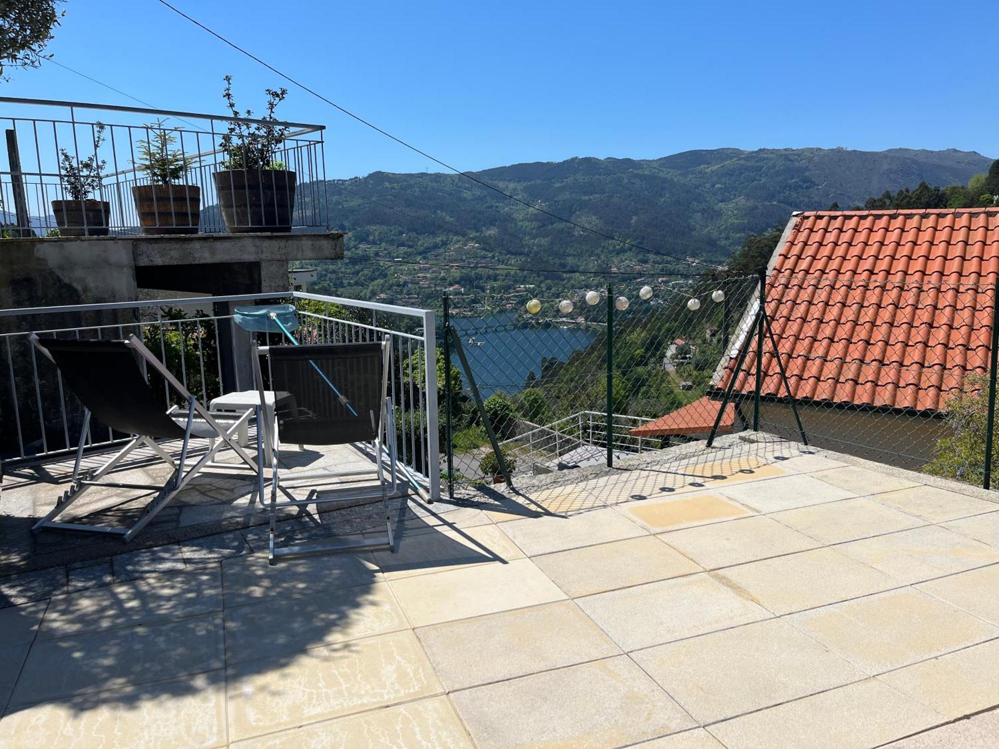 Casa Da Lage - T1 Com Piscina Privada - Geres Eksteriør billede